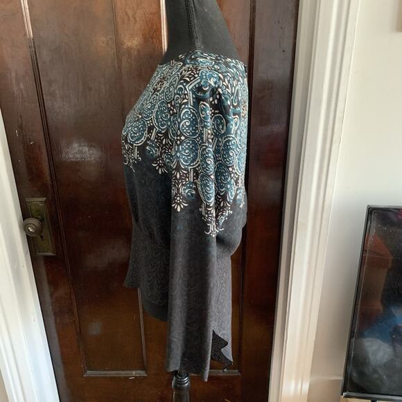 New NWT BCBG Maxazria Eugenie High Low Scroll Print Blouse MEDIUM Georgette Top - Picture 11 of 14